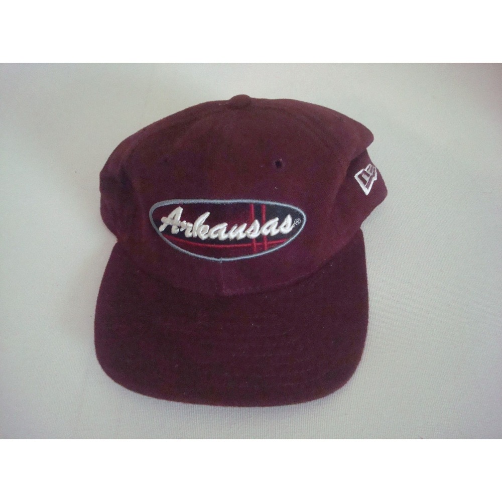 ARKANSAS RAZORBACKS NEW ERA 90S STRAPBACK    HAT CAP‎ DEADSTOCK  VINTAGE bx1